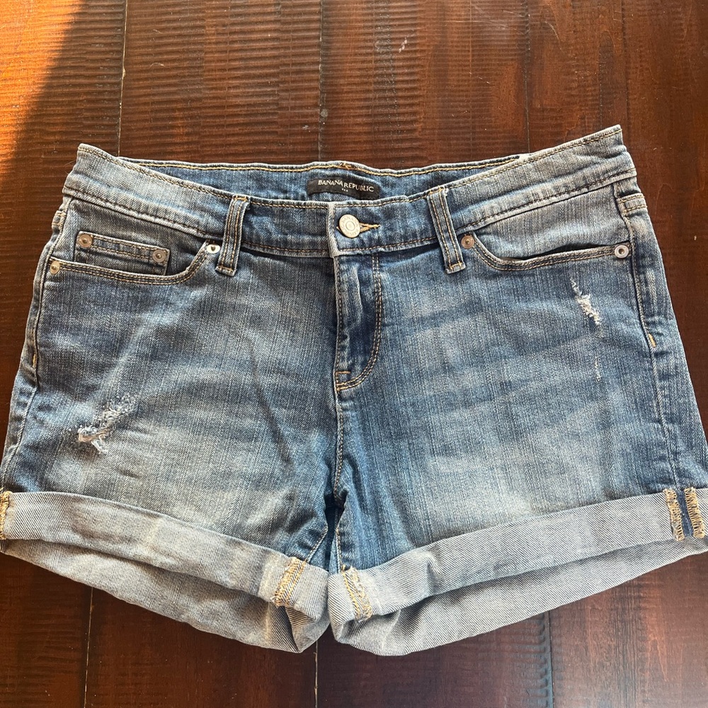Short denim shorts
